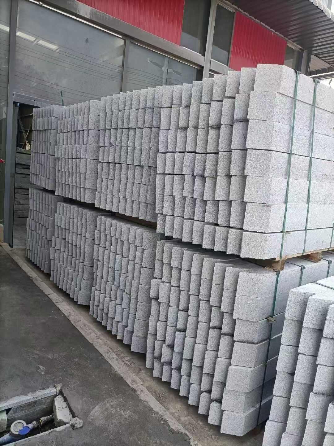 天水芝麻白树围石 树池