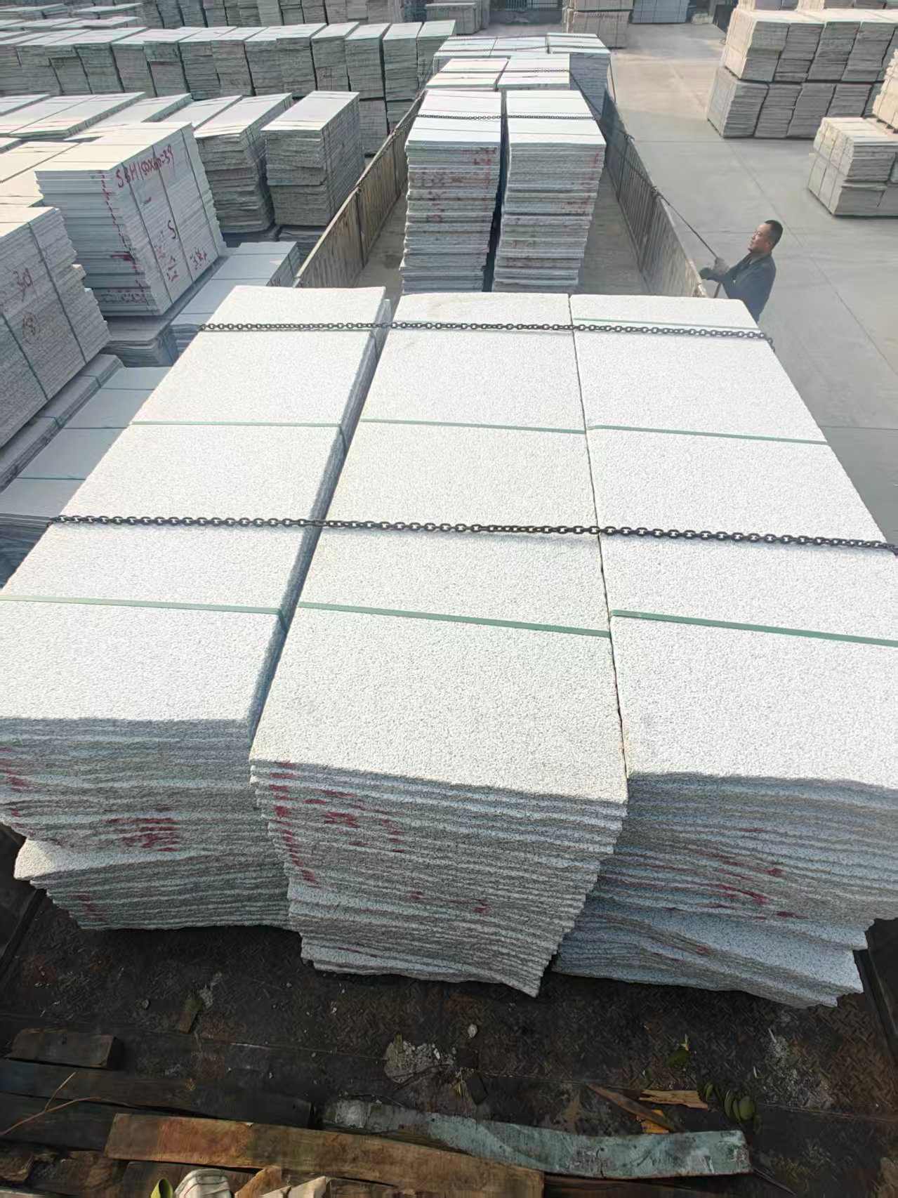 天水芝麻白毛板，石材毛板