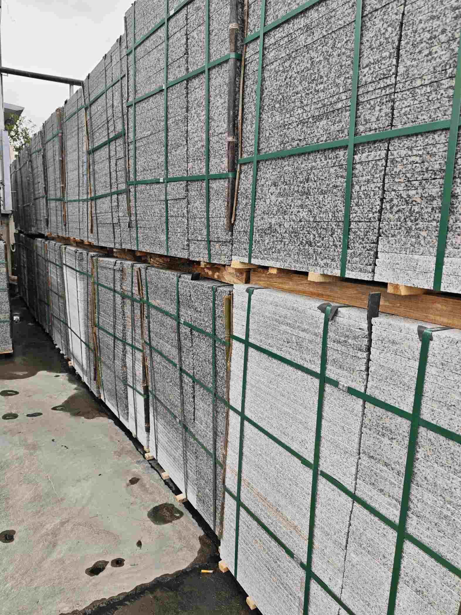 天水芙蓉白地铺石，石材地铺石