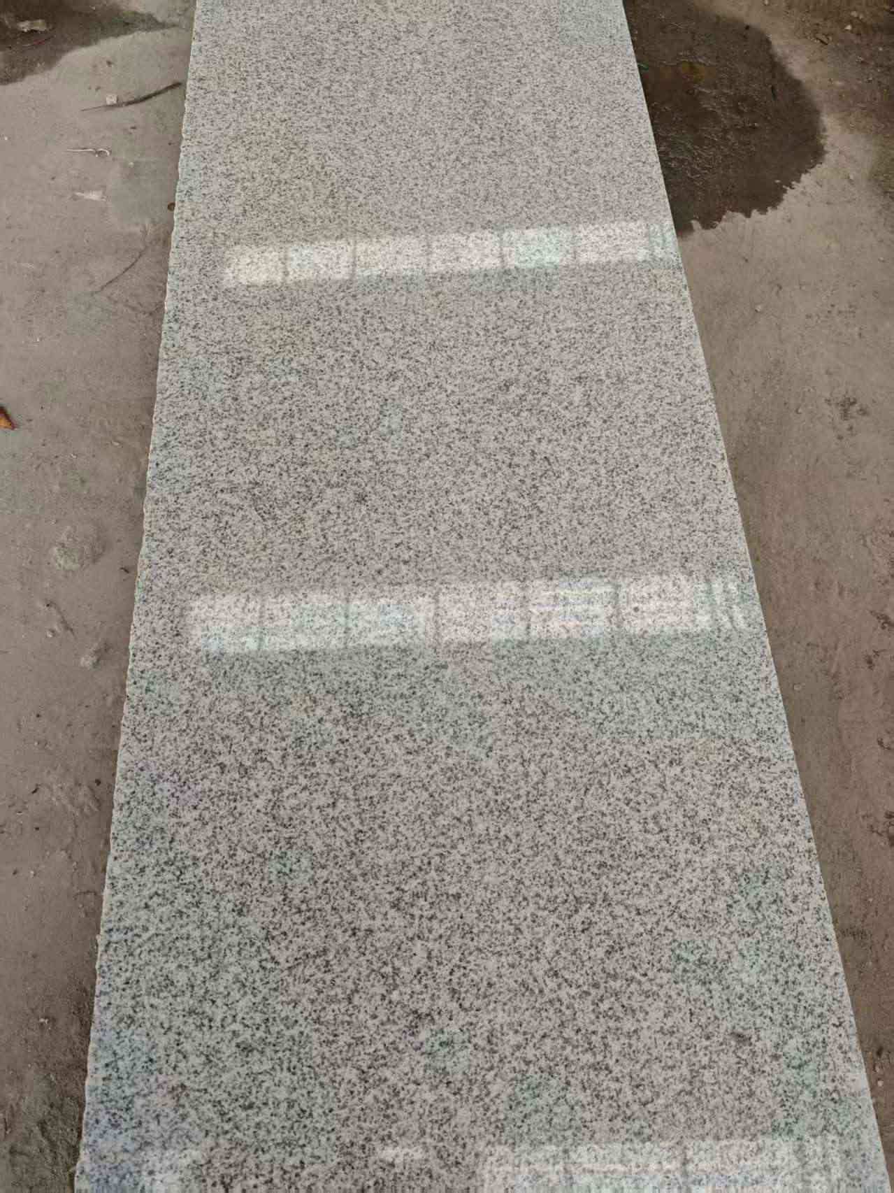 天水芝麻白光面毛板